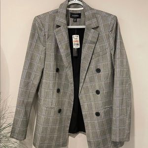 LeChateau Blazer